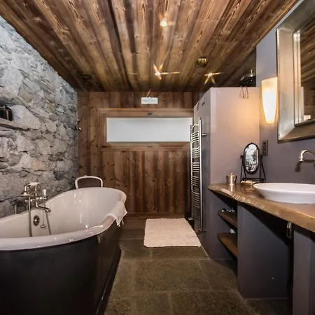 Paccard Locations Chamonix